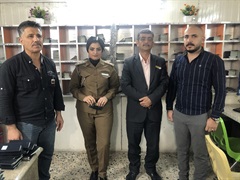 موظفي وحدة استلام الجواز